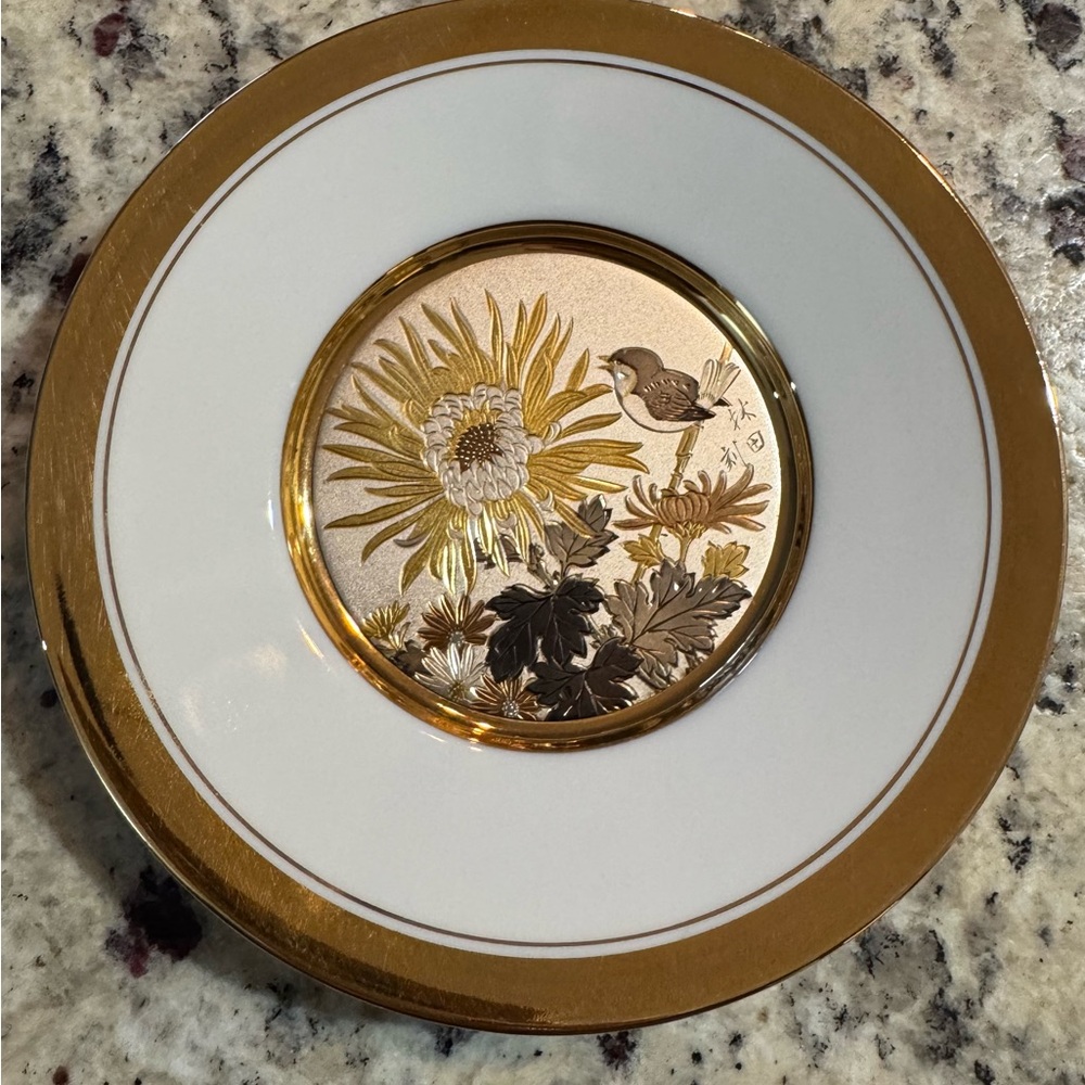The Art of Chokin Elegant Gold and White Decorative Plate